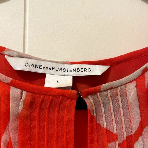 🔥 DIANE VON FURSTENBERG just dry cleaned 100% SILK BATWING BLOUSE ORANGE & CREAM - Picture 3 of 3